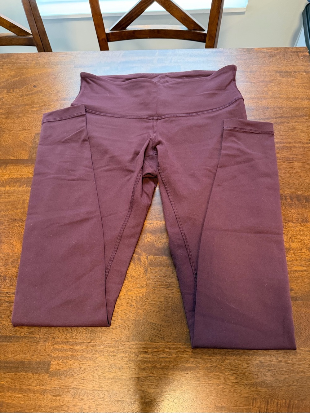 lululemon maroon mid-rise leggings